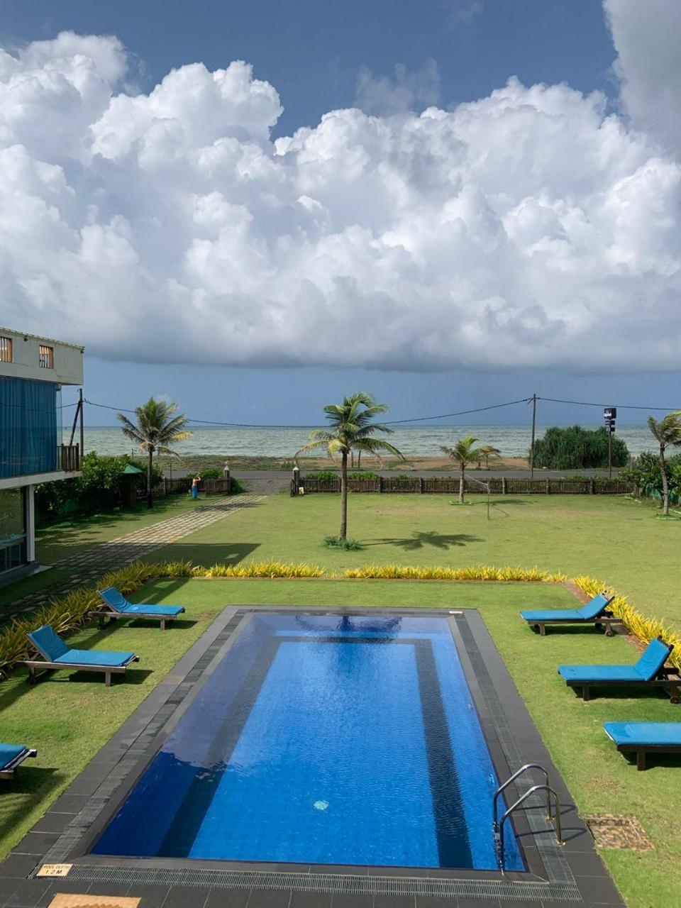 Hotel Calypso Sunset Iranawila Exteriér fotografie